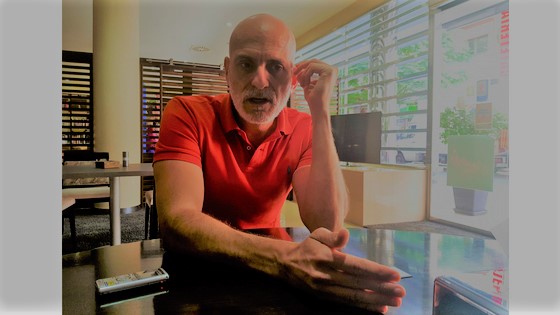 Alejandro Colomes: “has de ser conscient de la teua talla com a autor, atès que és molt difícil descriure el material que compon el cor”