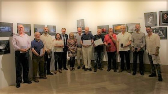 El Ayuntamiento de Alicante y el Club Fotográfico Alicante han inaugurado la Exposición de la IV edición del Concurso Internacional de Fotografía Alicante