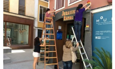 El Mupe de Elche se transforma en “Jurassic Raval”