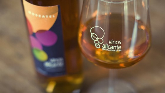 Vinos Alicante DOP premiados por Proava en el Concurso Oficial de Varietales 2018
