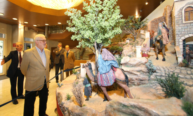Els Belenistes inauguren el pessebre de l’Aula de Cultura d’Alacant de la Fundació Caja Mediterráneo