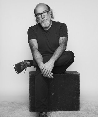 El publicista Toni Segarra celebra el día de la publicidad en Alicante junto a la Asociación 361º