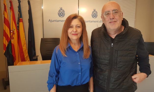 Torna a Elx la llum i el color de la Fira Andalusa en la seua XII edició