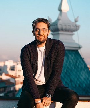 Máximo Huerta: “Quan viatges, en la maleta no solament tires roba, sinó també els teus sotsobres o els teus desitjos”