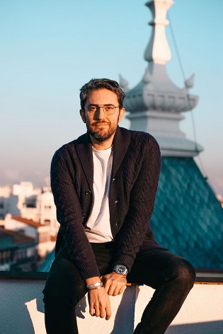 Máximo Huerta: “Cuando viajas, en la maleta no sólo echas ropa, sino también tus zozobras o tus deseos”