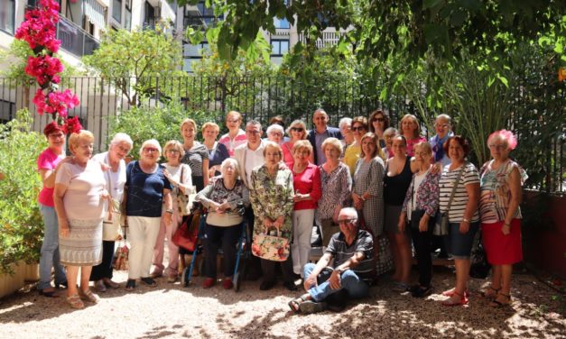 Las amas de casa de Benidorm exponen los trabajos de todo el curso en l’Hort de Colón