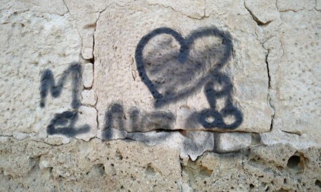 La Torre de la Illeta del Campello és tanca després dels danys perpretados per un jove