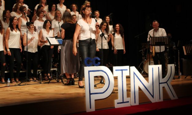 El cor CC Pink inicia en gran la 38 Setmana del Cinema de Villena