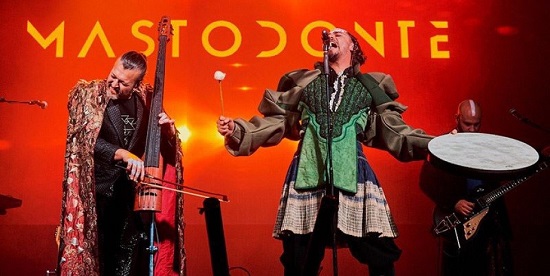 MASTODONTE de Asier Etxendía, obri la temporada de tardor 2019 en el Teatre Chapí de Villena