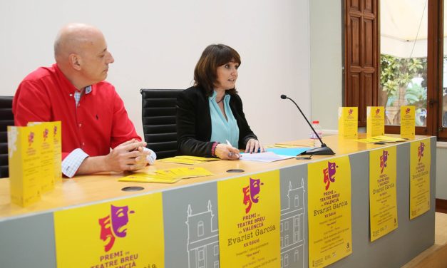 El escritor Jordi Peidro i Torres gana el Premi de Teatre Breu en Valencià Evarist Garcia con la obra Dos Mons