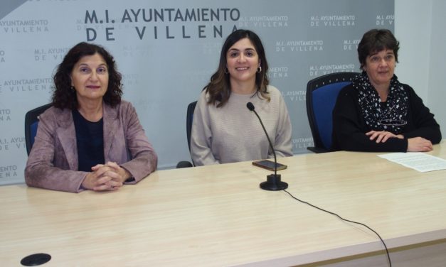 Concentración ruidosa en Villena por el Día Internacional de la Eliminación de las Violencias Contra las Mujeres