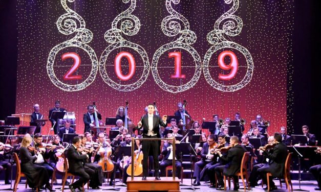 El Teatro Chapí de Villena despide 2019 con su gran concierto de fin de año.