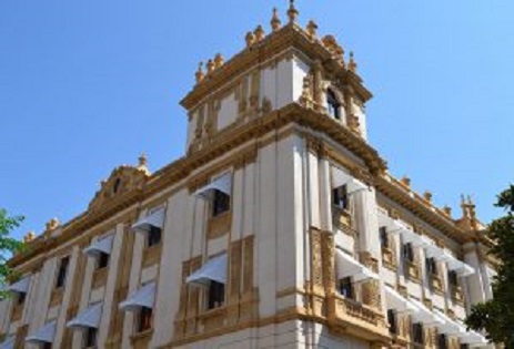La Diputación de Alicante invierte 160.000 euros en la promoción de la lengua y la cultura popular valenciana