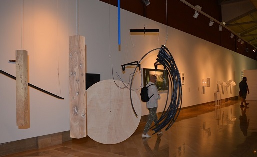 La Llotja exposa fins a tardor l’exposició col·lectiva “Primeros moments”, amb obres contemporànies del Consorci de Museus