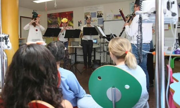 Ciclo de musicoterapia para el aula “Arco iris” del colegio Fabraquer de El Campello