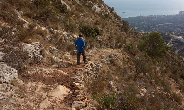 Ayuntamiento y Dirección General de Cultura y Patrimonio apuestan por la recuperación del histórico “Camí de la Cova la Serp” en Altea