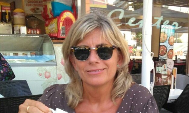 Cruzamos El Puente de los Espejos con… Rosa María Marcillas Piquer: Más allá de la piel