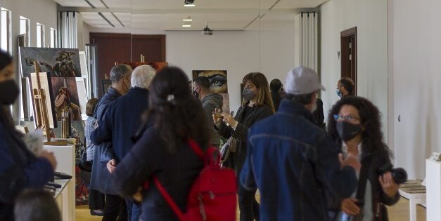 El IVAM CADA Alcoy acogió el pasado fin de semana un mercadet de arte dedicado a las Fiestas de Moros y Cristianos
