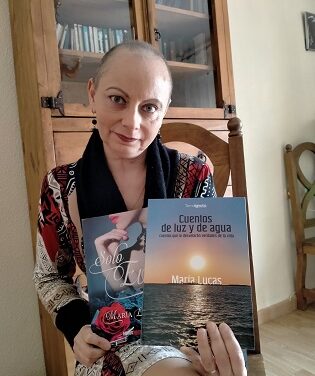 L’escriptora alacantina María Lucas presenta el llibre “Cuentos de luz y agua”