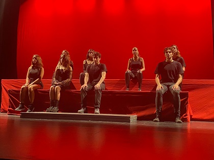 Almadraba Teatro y el Taller de Artes Escénicas demuestran la potencialidad de El Campello sobre el escenario