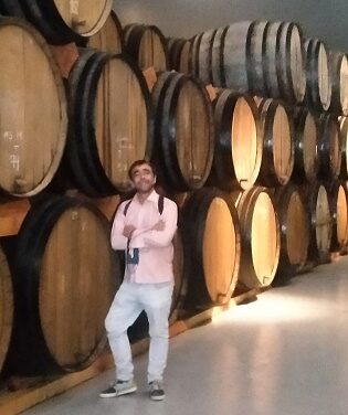 El Instituto Juan Gil-Albert continuó con el ciclo ‘Tastarte’ dedicado al Fondillón con la colaboración de la Bodega Monóvar