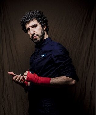 Marwán presenta en Dynamia de Petrer su último trabajo “El viejo boxeador”