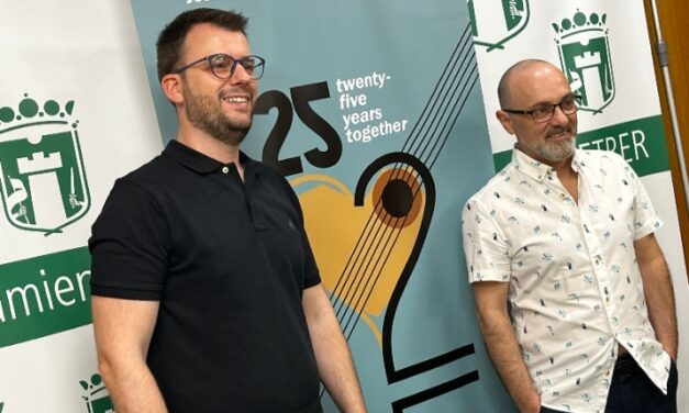 El Festival de Guitarra de Petrer celebra su cuarto de siglo con la creación de la primera orquesta sinfónica del municipio
