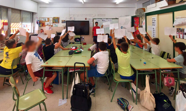 La Unió Gremial acerca el comercio local a los colegios a través del cómic