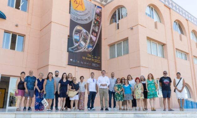 La Casa de Cultura de l’Alfàs acull una exposició retrospectiva dels cartells del Festival de Cinema