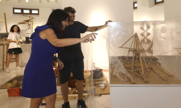 Visita al muntatge de l’exposició ‘Les màquines de Leonardo’ que s’obrirà al públic el 20 de juliol
