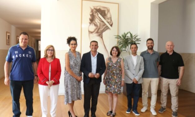 La UA y La Nucía crean la Cátedra “Camilo Cano de Cultura del l’Esport i Esport per la Cultura”
