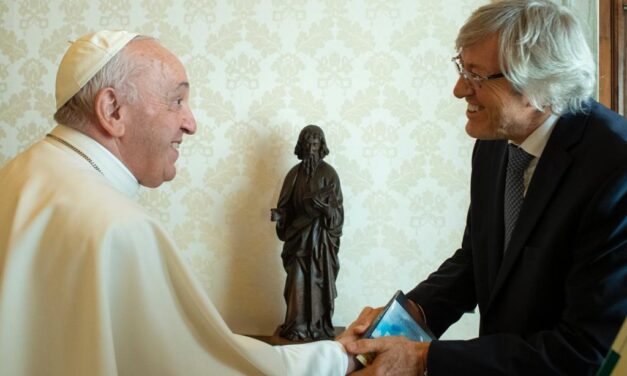 La Cátedra Iberoamericana de Industrias Culturales participa en un encuentro sobre estrategias creativas con el Papa Francisco