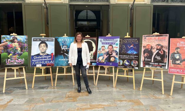 La regidora de Cultura de Orihuela presenta la programació del Teatre Circ per als últims mesos de 2022