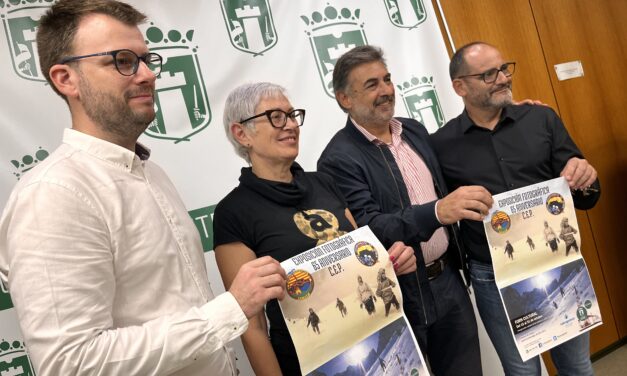 El Centro Excursionista de Petrer hace un recorrido por sus 65 años de historia a través de una exposición de fotografías hechas por sus socios
