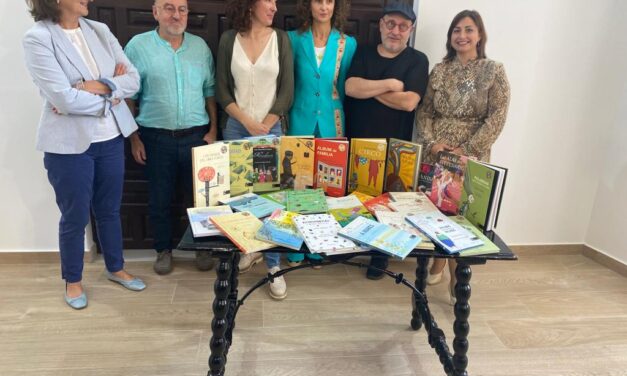 “Fleco de nube” de Fabiana Ruth Margolis, obra ganadora del XV Premio Internacional de Poesía para niñas y niños ‘Ciudad  de Orihuela’ 2022