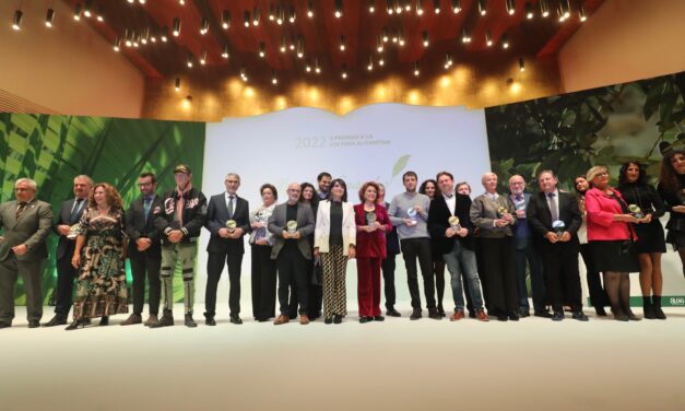 La Diputació distingeix a la soprano Ana María Sánchez com a Ambaixadora Cultural de la província d’Alacant