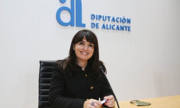Julia Parra reclama al tripartit d’esquerres de la Generalitat Valenciana que reculla en els seus pressupostos “un compromís major i realista” amb la cultura alacantina