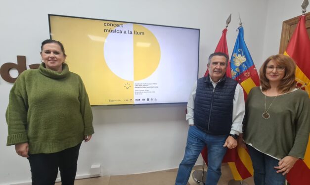 El Teatro Castelar de Elda acoge el segundo concierto monográfico de ‘Música a la Llum’ de la Joven Banda Sinfónica de la Federación de Sociedades Musicales de la Comunidad Valenciana