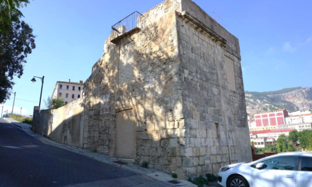 Alcoi licita la recuperació de la Torre-Portal de Cocentaina