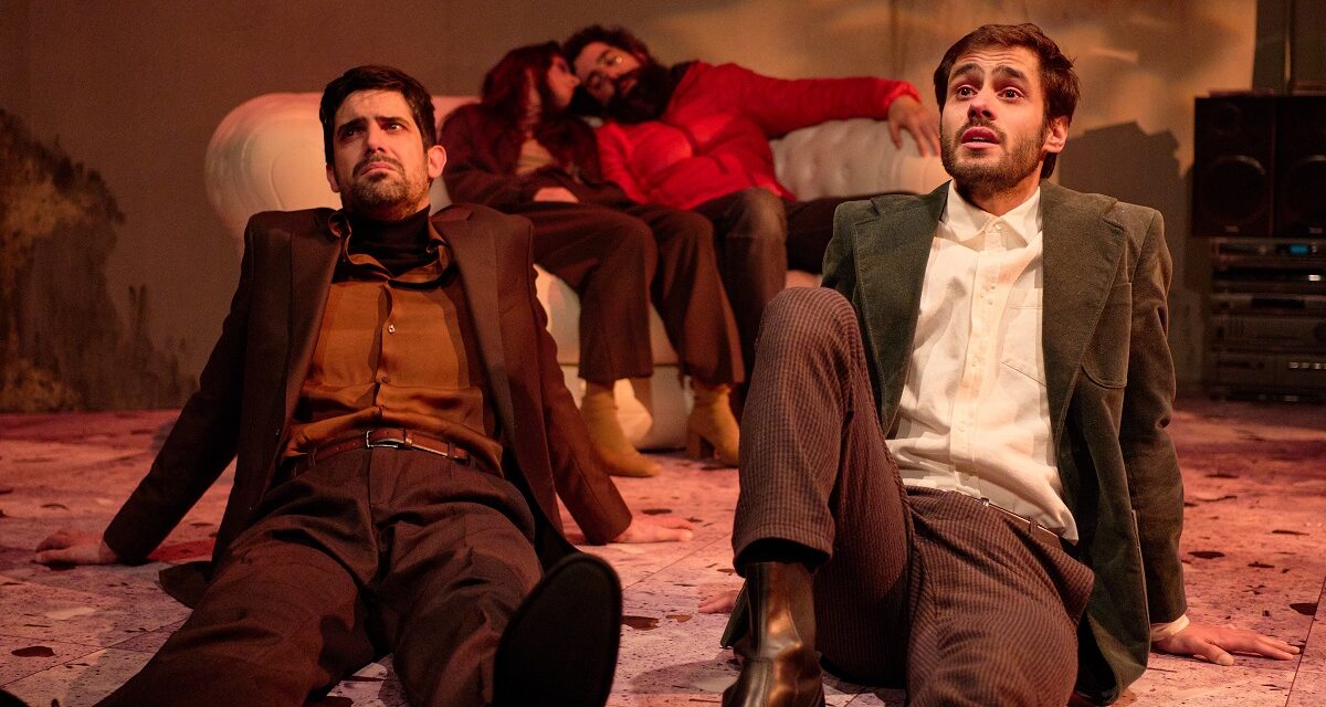 El Teatre Arniches ofereix teatre i dansa d’alt voltatge per a combatre el fred