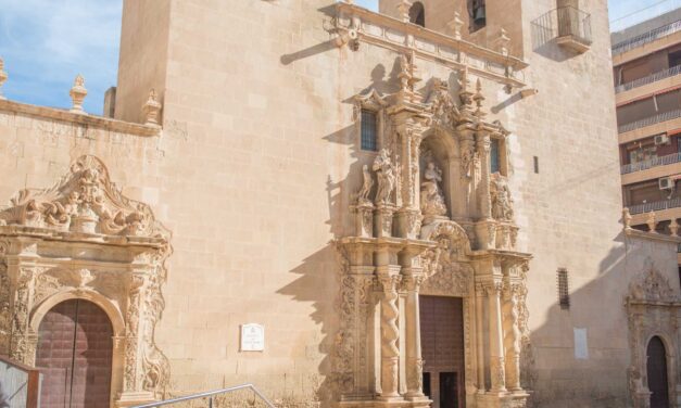 Santa María de Alicante abre sus puertas a las visitas guiadas