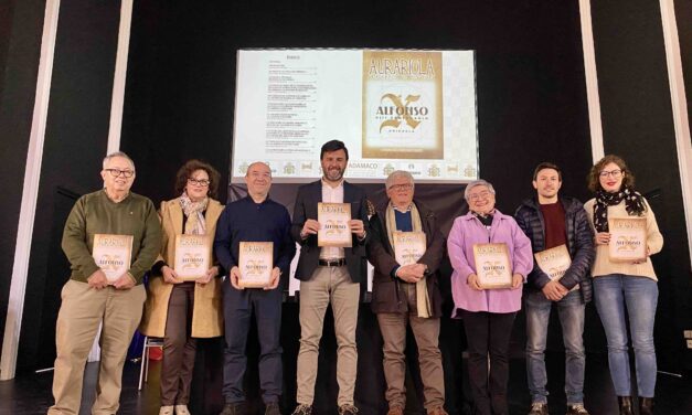 Presentan el número especial de la revista Aurariola de Orihuela dedicado a la figura de Alfonso X “El Sabio”