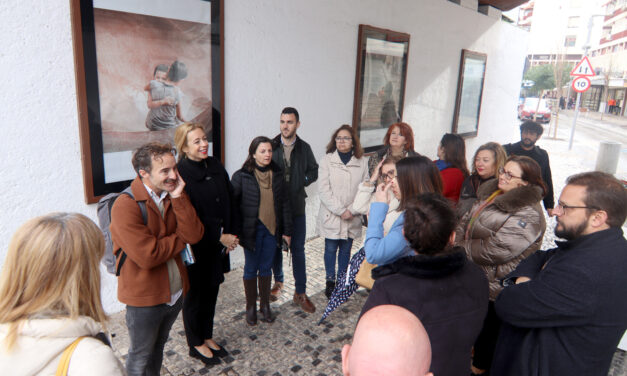 El fotògraf José Bravo convida des dels Espais d’Art Urbà de Benidorm a contemplar el món amb una altra mirada