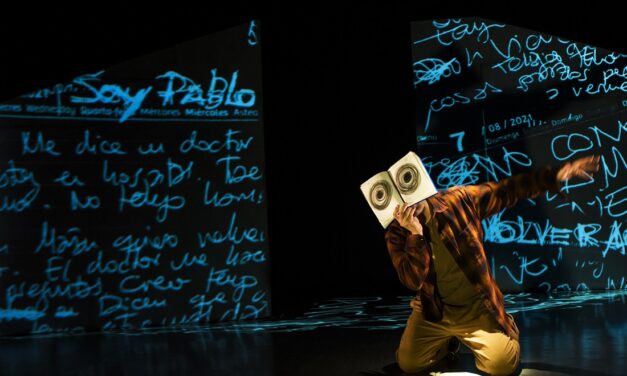 Cultura de la Generalitat ofrece dos propuestas de teatro para grandes y pequeños en el Teatre Arniches