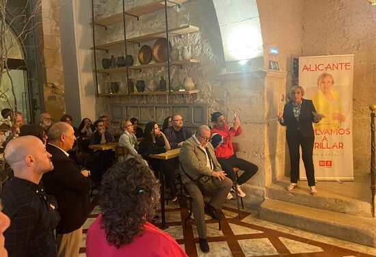 Ana Barceló: “Volem que els xiquets i xiquetes tinguen accés a la cultura amb escoles municipals en les farineres”