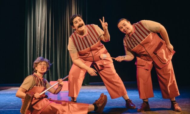 Cultura de la Generalitat ofereix comèdia i circ al Teatre Arniches
