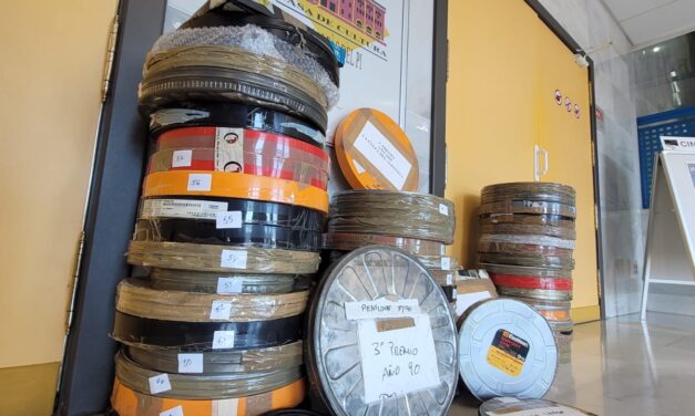 El Festival de Cinema de l’Alfàs cedeix al Institut Valencià de Cultura material cinematogràfic