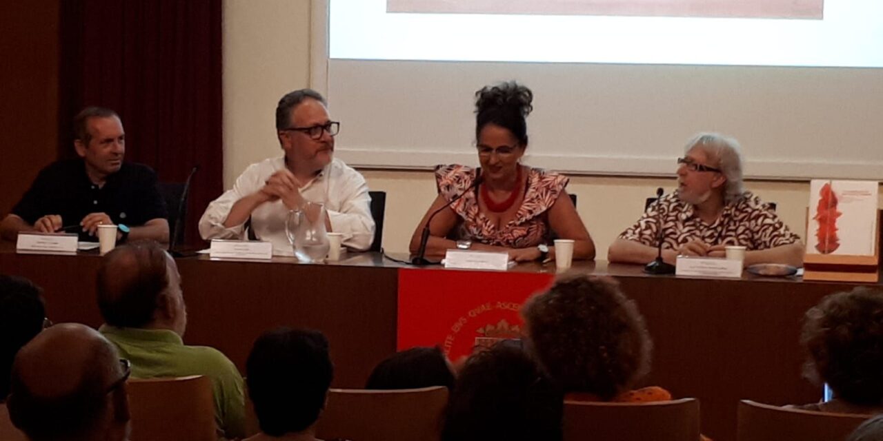 El catedràtic de la UA Juan Antonio Roche recull en un llibre l’art fet per dones a Alacant des de 1950