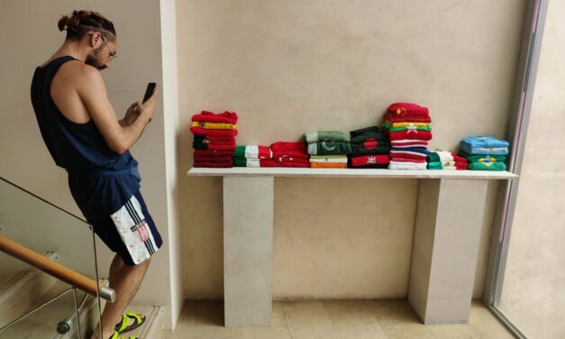 Casasola, el artista benidormense, vuelve a exponer en el Centre del Carme Cultura Contemporània de Valencia