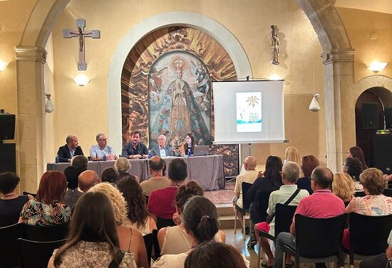 L’alcalde inaugura el curs d’estiu ‘El Misteri d’Elx a través de les emocions’